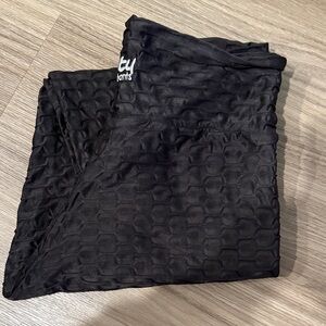 Black Textured Leggings